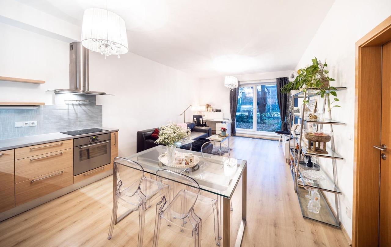 אולומוץ Silvie Apartments - Hejcin מראה חיצוני תמונה