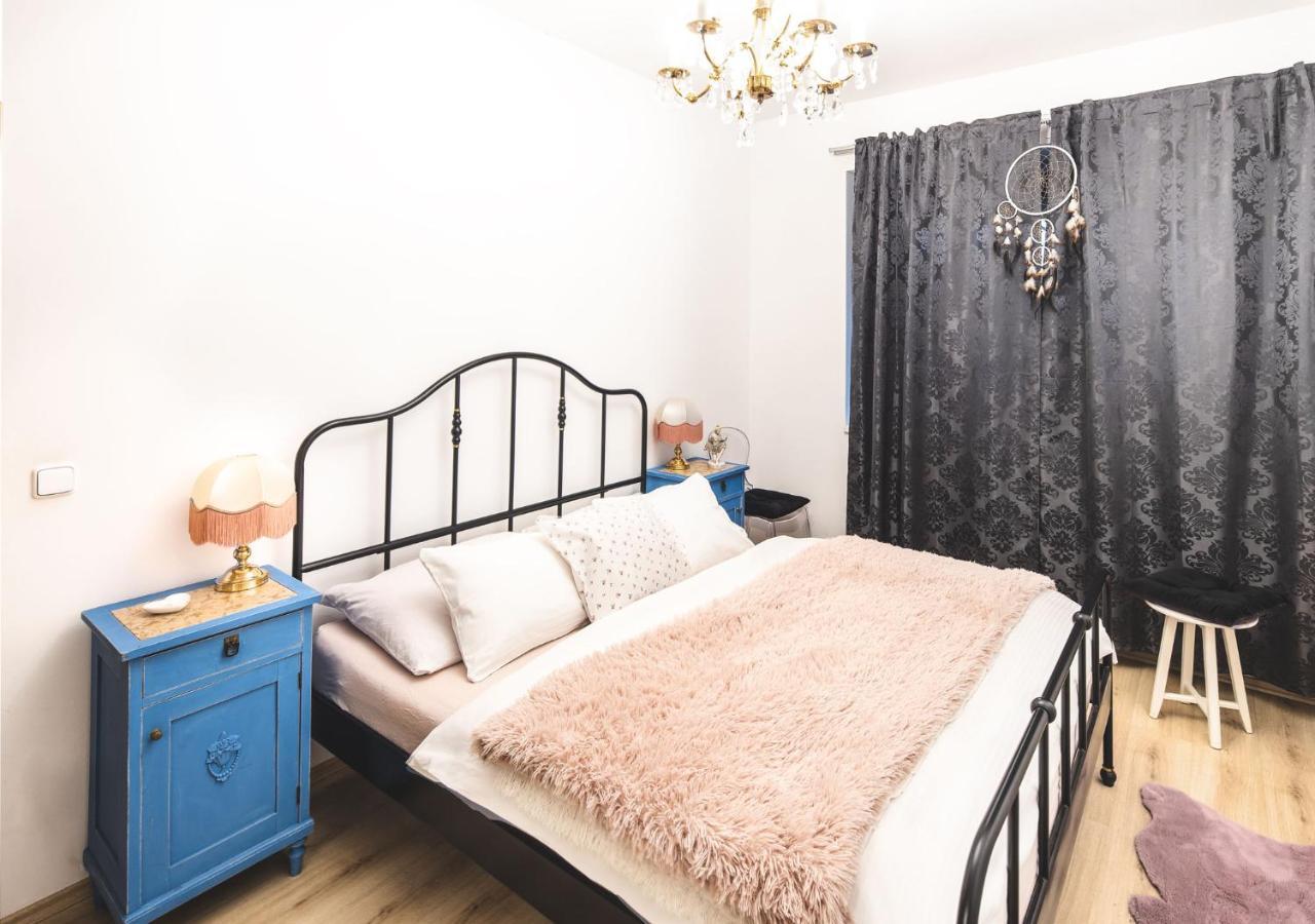 אולומוץ Silvie Apartments - Hejcin מראה חיצוני תמונה