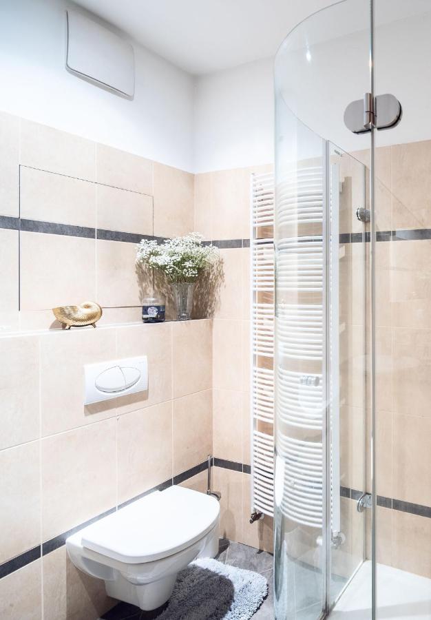 אולומוץ Silvie Apartments - Hejcin מראה חיצוני תמונה